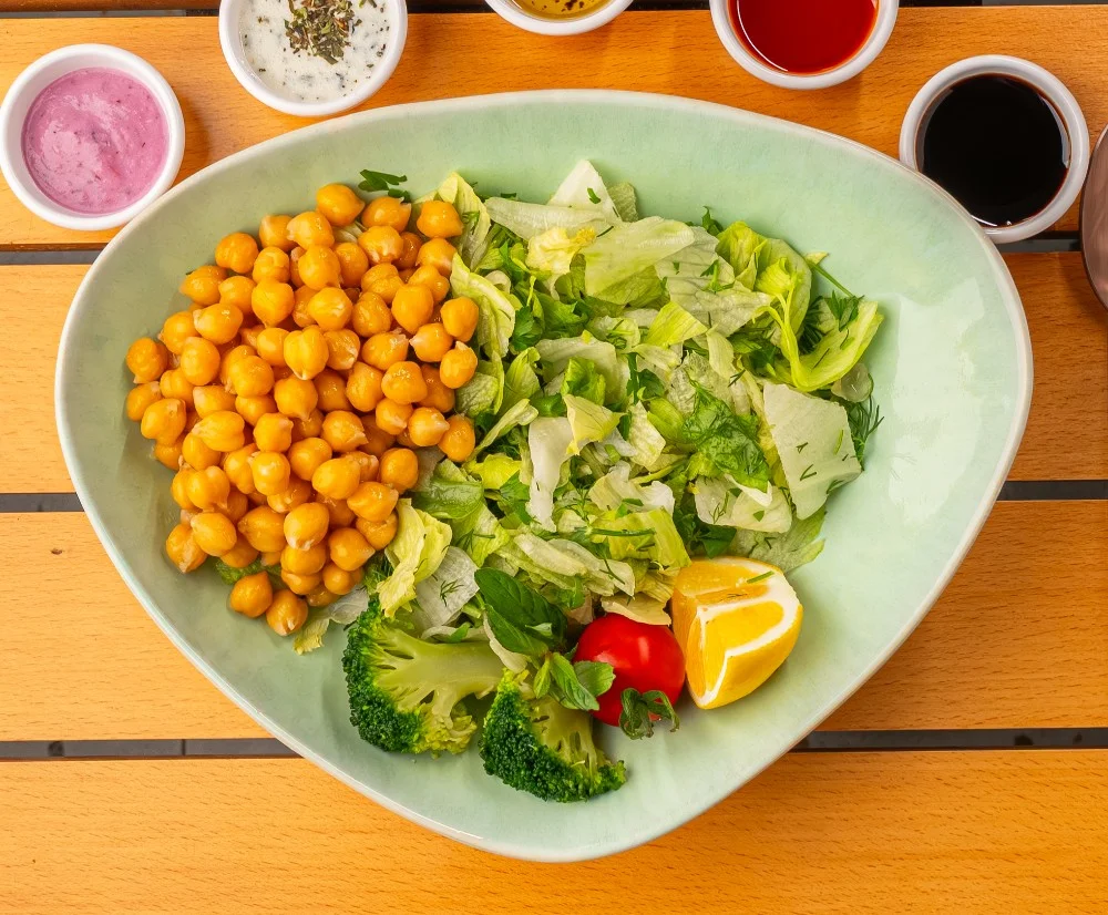  Nohutlu  Salata  (v,vg,yl,g) 