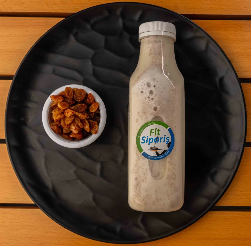 Kuru Üzümlü Smoothie (ls,g,ş,v)