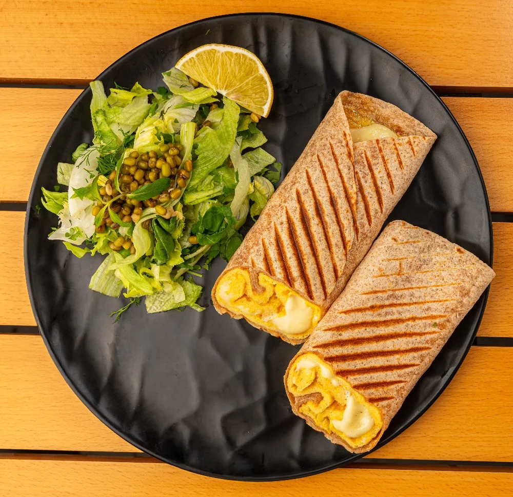 Yumurtalı, peynirli tortilla (v,yp,gi,yl) 