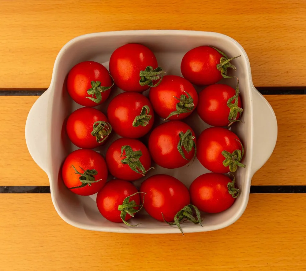  Çeri domates 50g (g,v,vg,yl,k) +13kkal